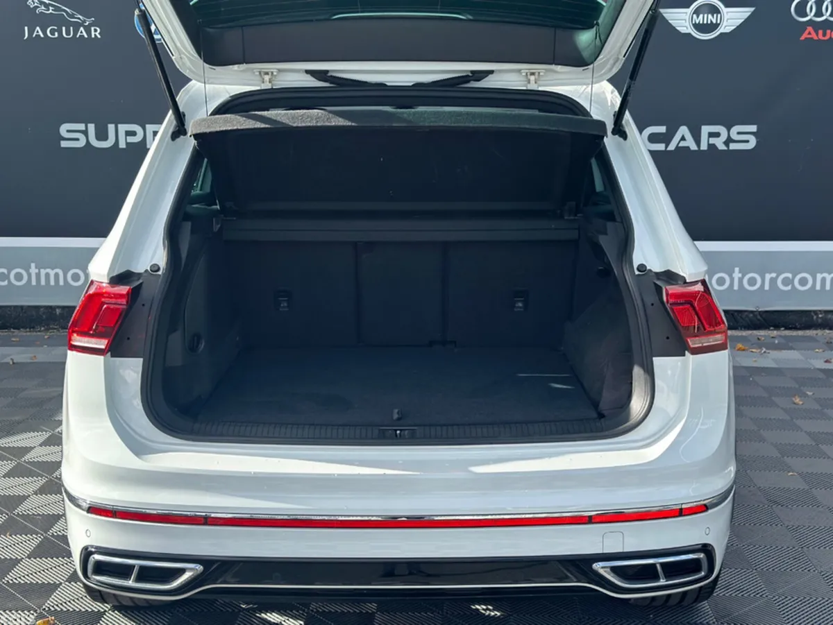 Volkswagen Tiguan Estate, Petrol Hybrid, 2023, White