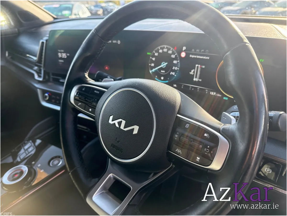 Kia Sportage SUV, Petrol Hybrid, 2024, White