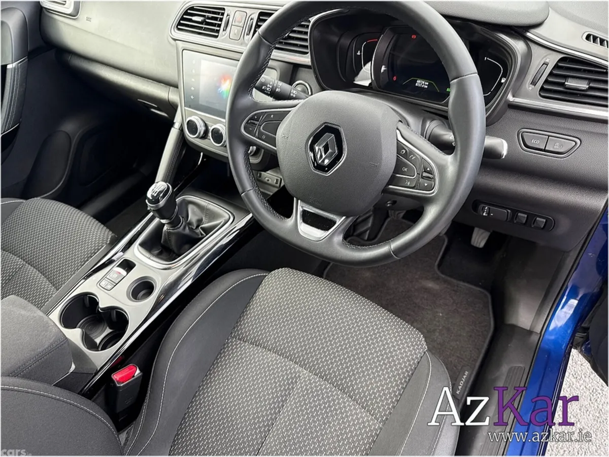 Renault Kadjar SUV, Petrol, 2022, Blue