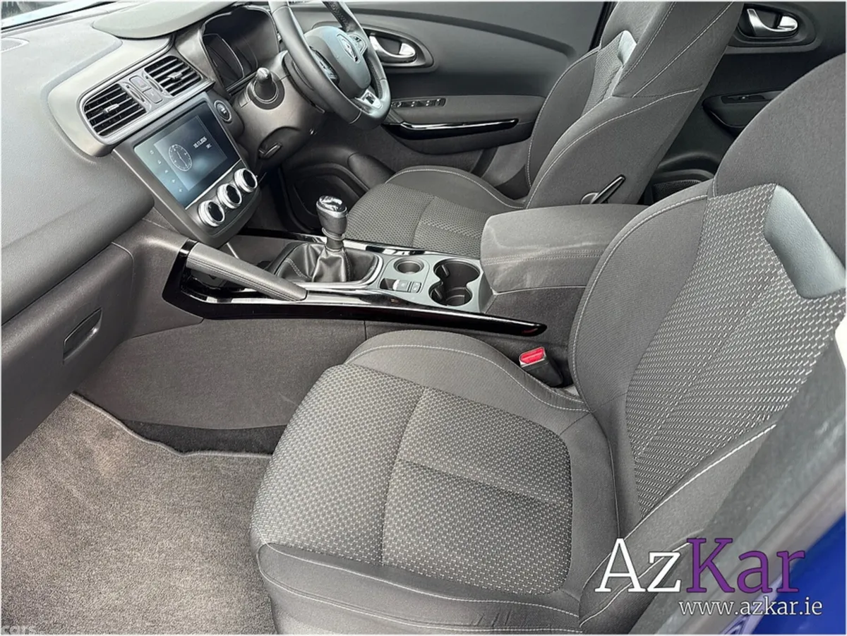 Renault Kadjar SUV, Petrol, 2022, Blue