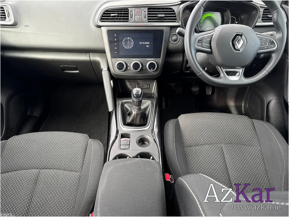 Renault Kadjar SUV, Petrol, 2022, Blue