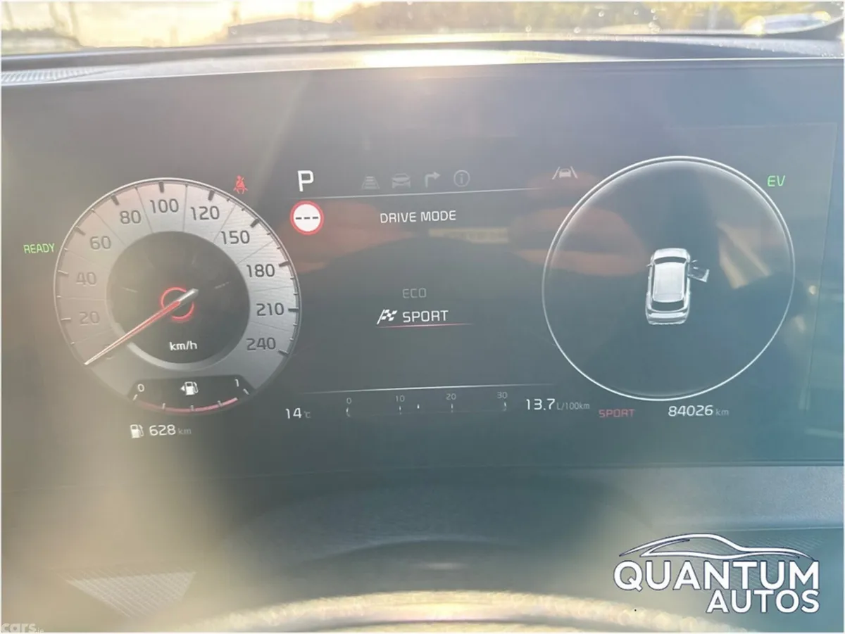 Kia Sportage SUV, Petrol Hybrid, 2024, White