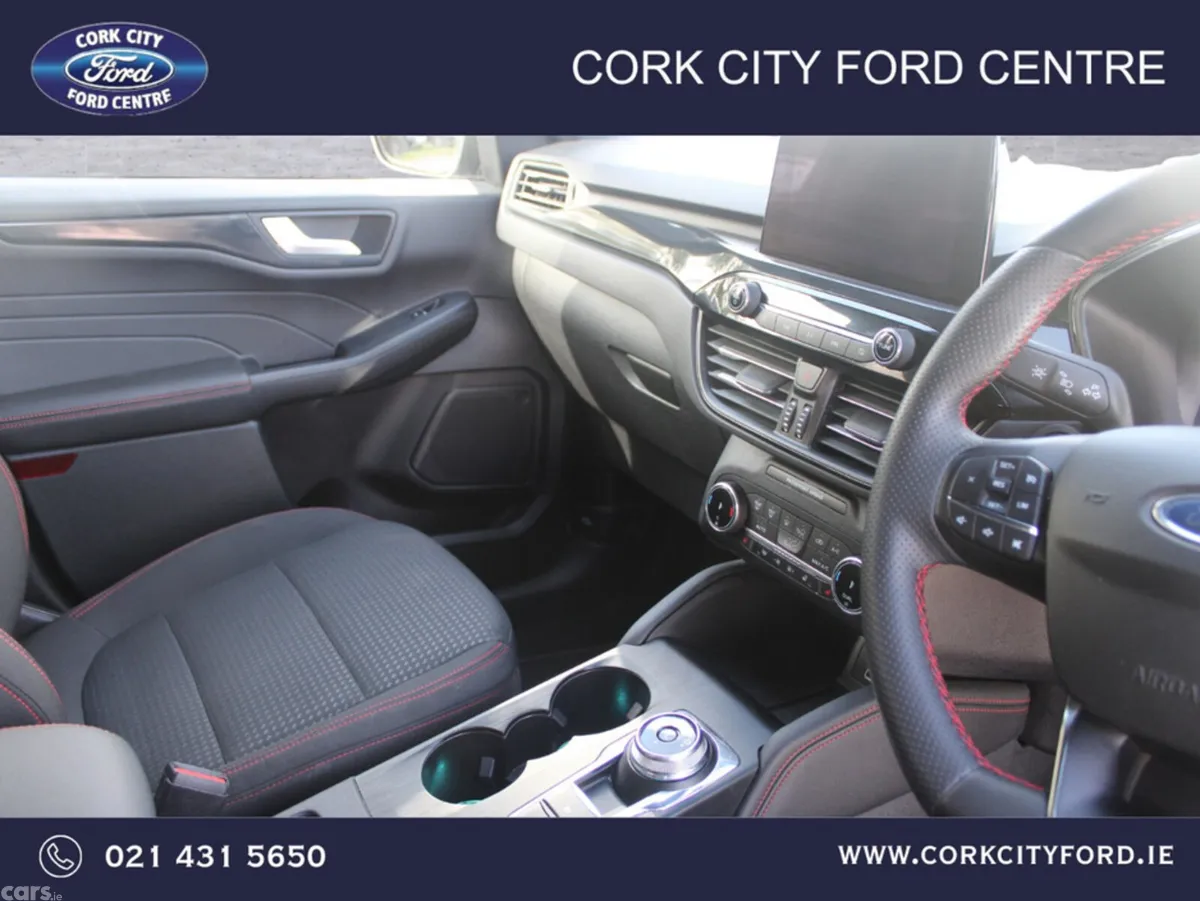 Ford Kuga MPV, Petrol Plug-in Hybrid, 2023, Blue