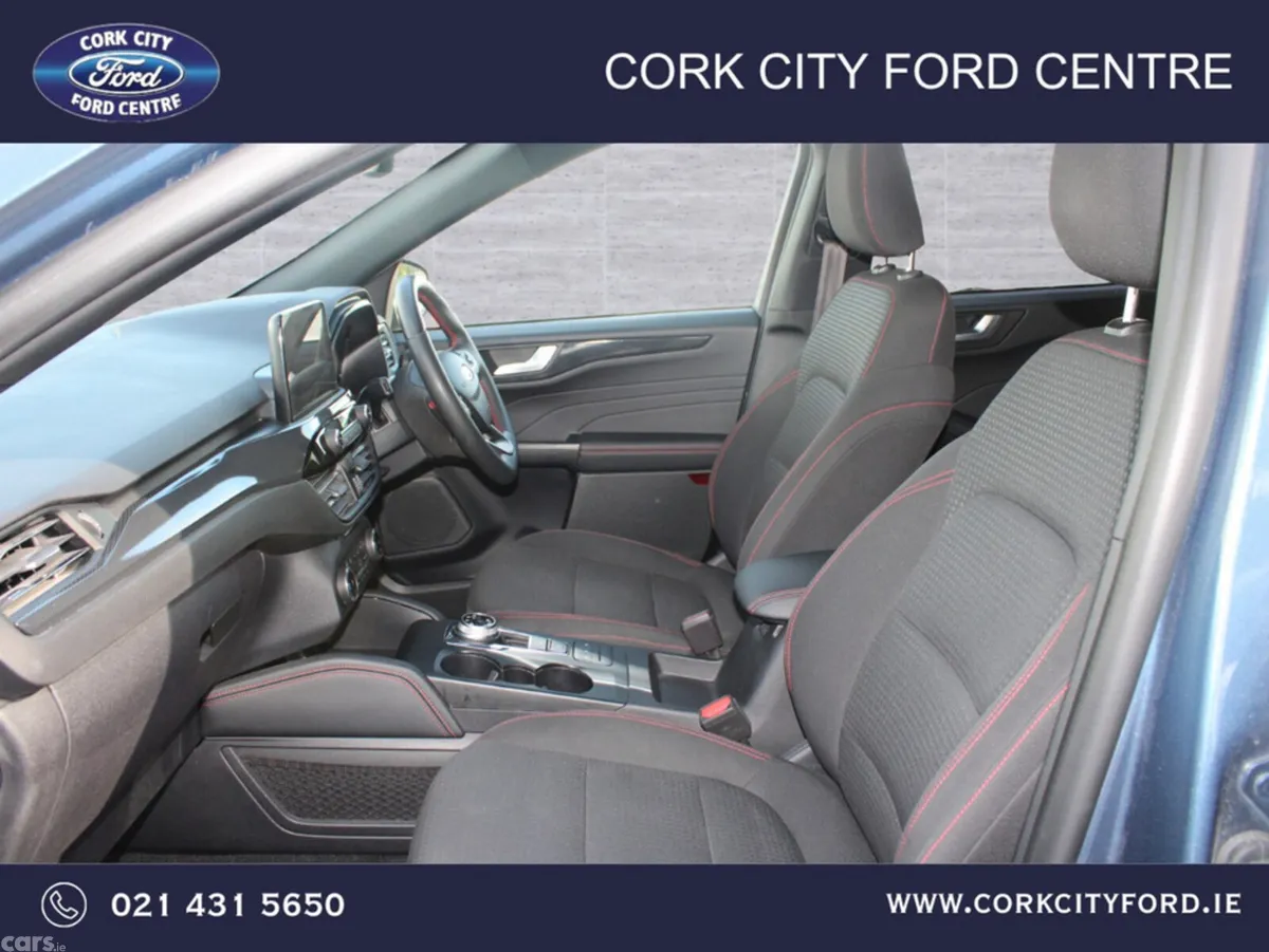 Ford Kuga MPV, Petrol Plug-in Hybrid, 2023, Blue