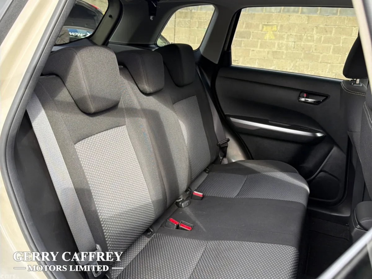 Suzuki Vitara SUV, Petrol, 2023, Beige