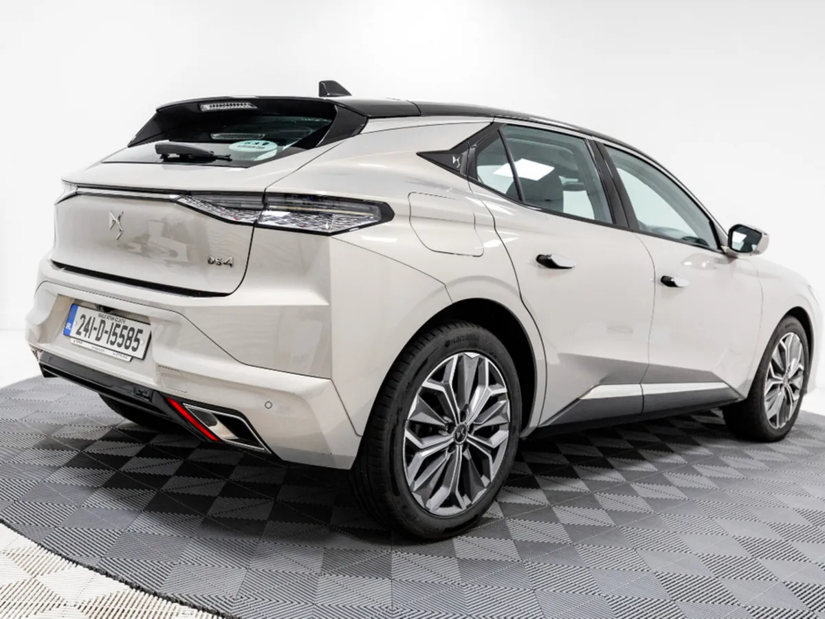 DS Automobiles DS 4 Hatchback, Diesel, 2024, Grey