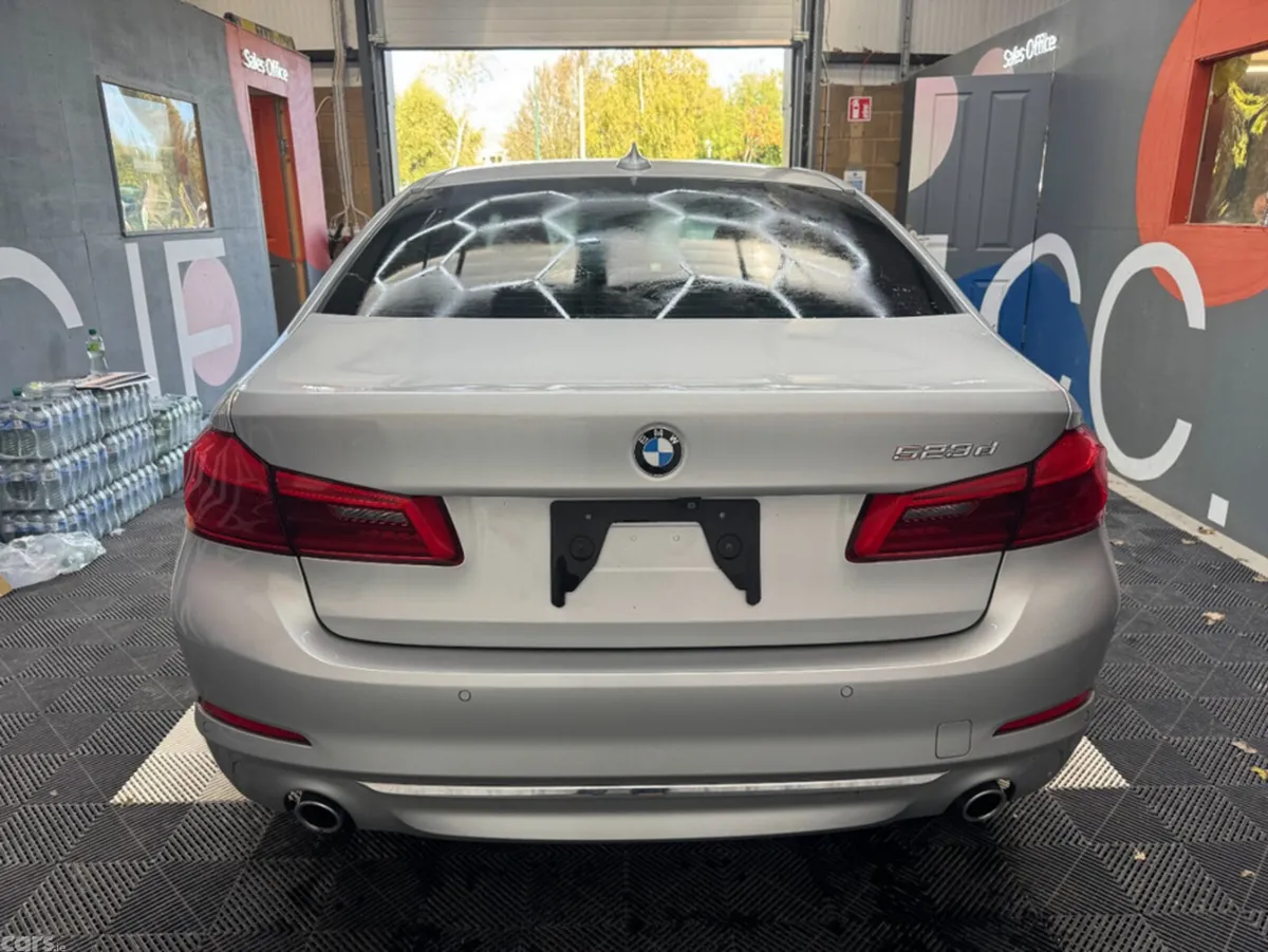 BMW 5-Series Saloon, Diesel, 2019, Silver