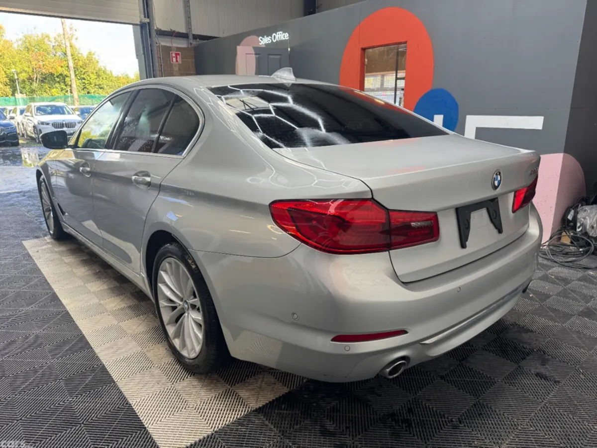 BMW 5-Series Saloon, Diesel, 2019, Silver