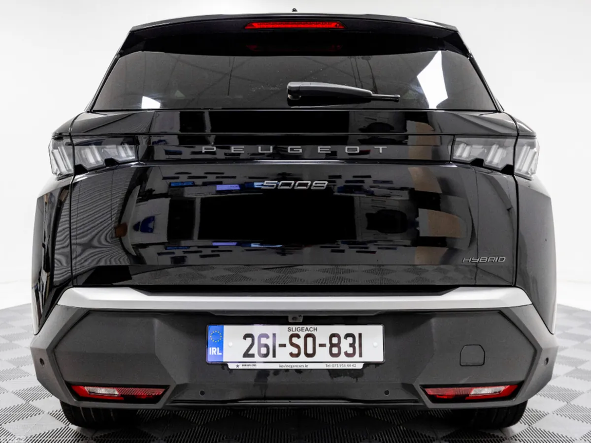Peugeot 5008 SUV, Petrol Hybrid, 2026, Black
