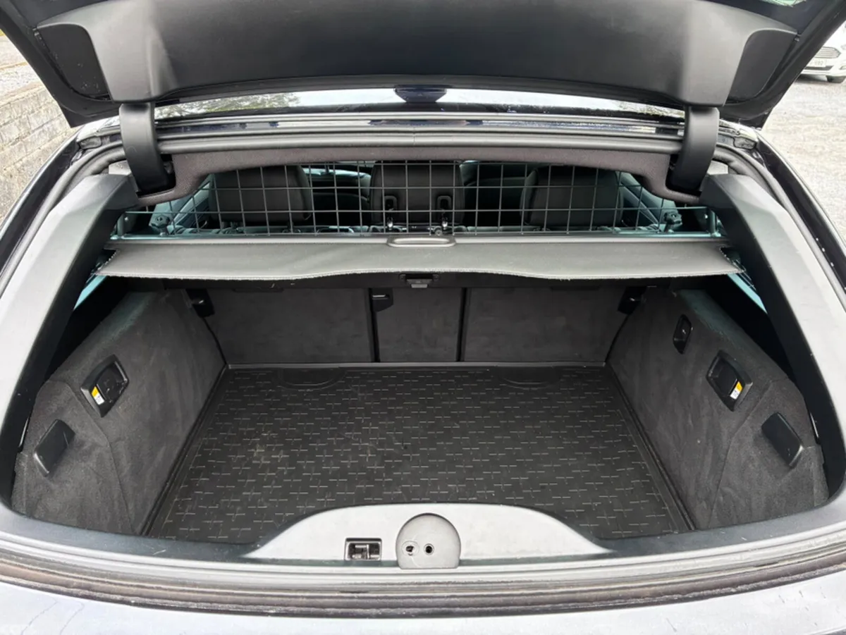 BMW 5-Series Estate, Diesel, 2016, Black