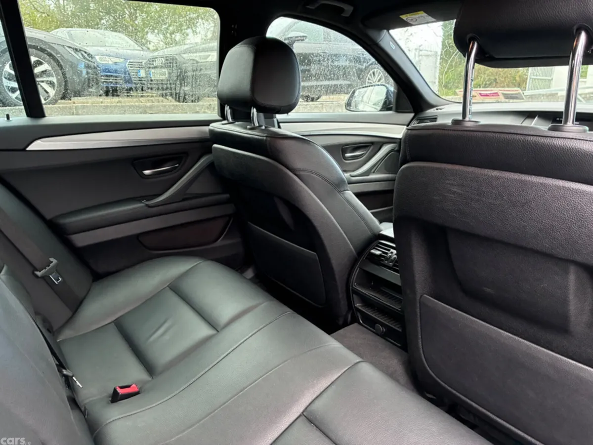BMW 5-Series Estate, Diesel, 2016, Black