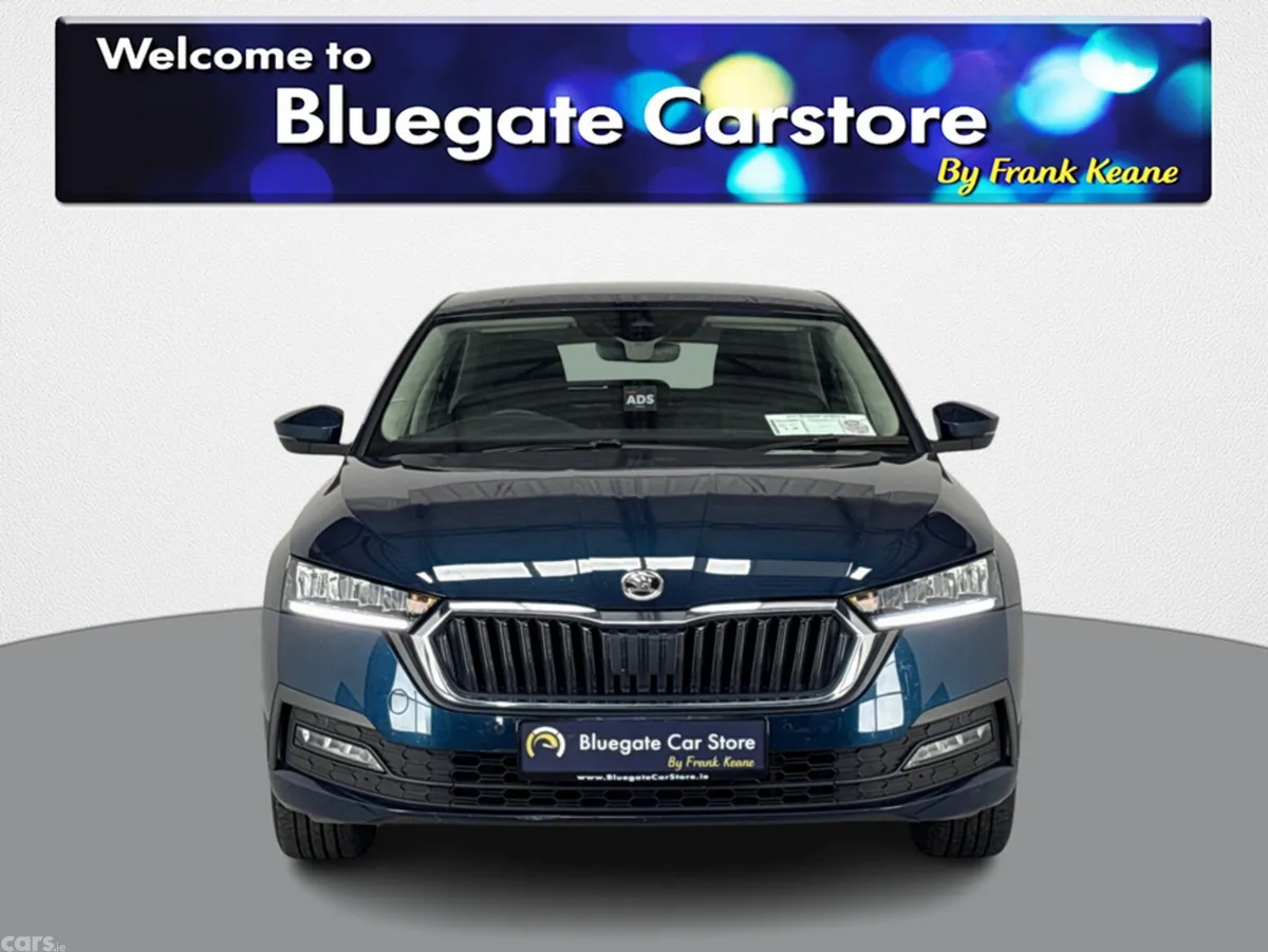 Skoda Octavia Saloon, Diesel, 2024, Blue
