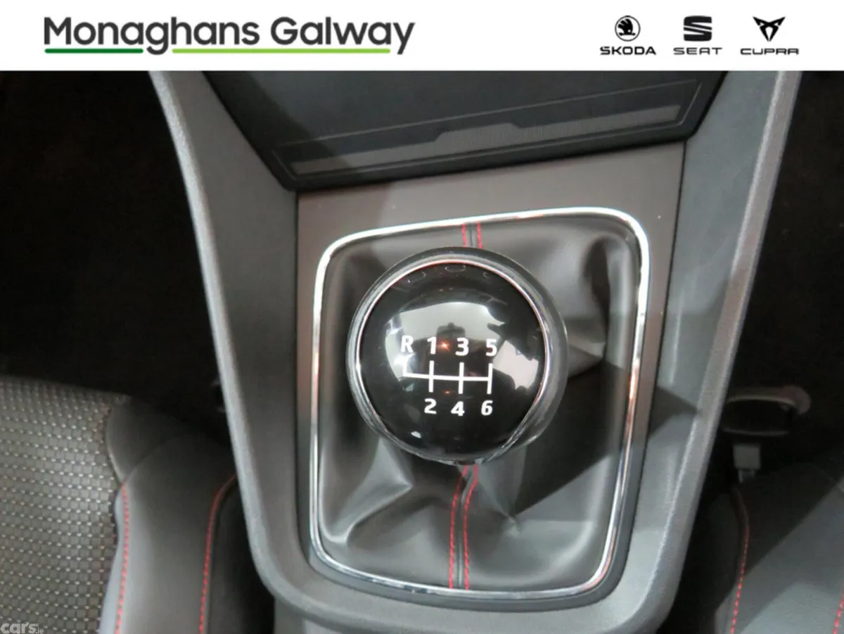 SEAT Leon Hatchback, Diesel, 2014, White