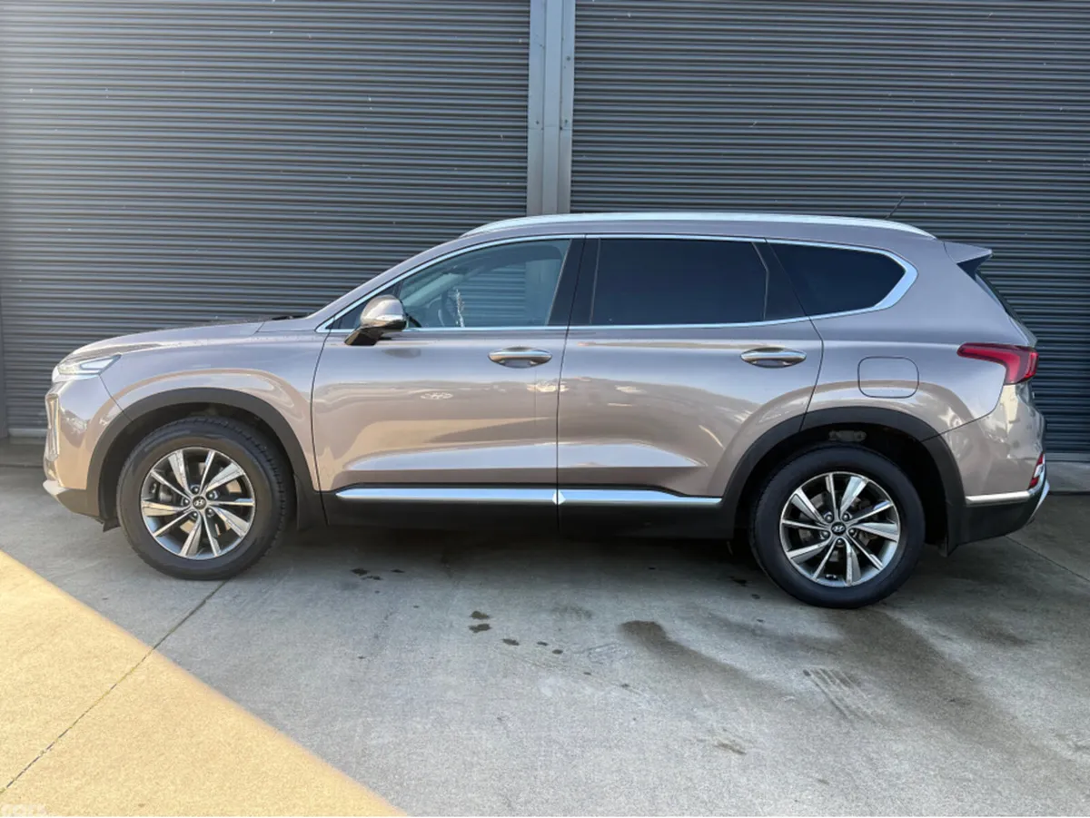 Hyundai Santa Fe Estate, Diesel, 2019, Brown