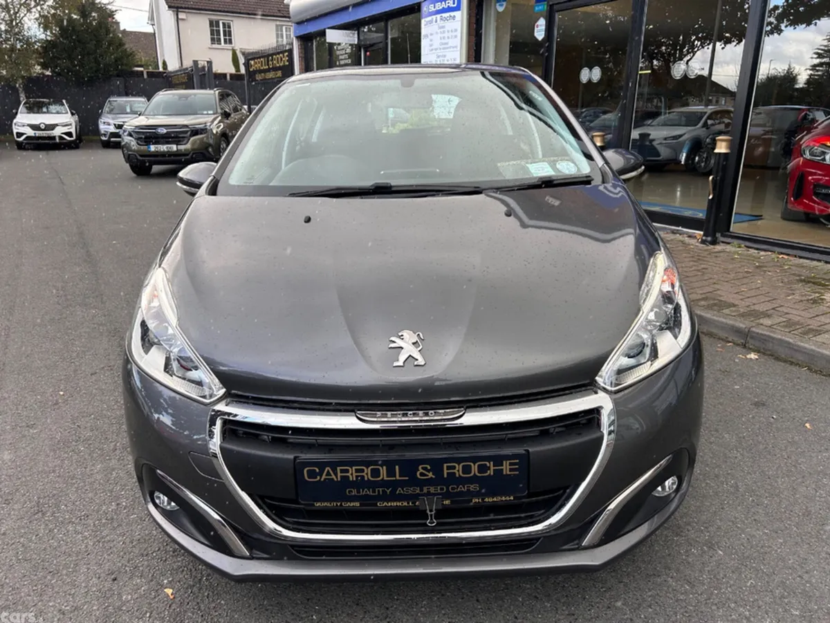 Peugeot 208 Hatchback, Petrol, 2019, Grey