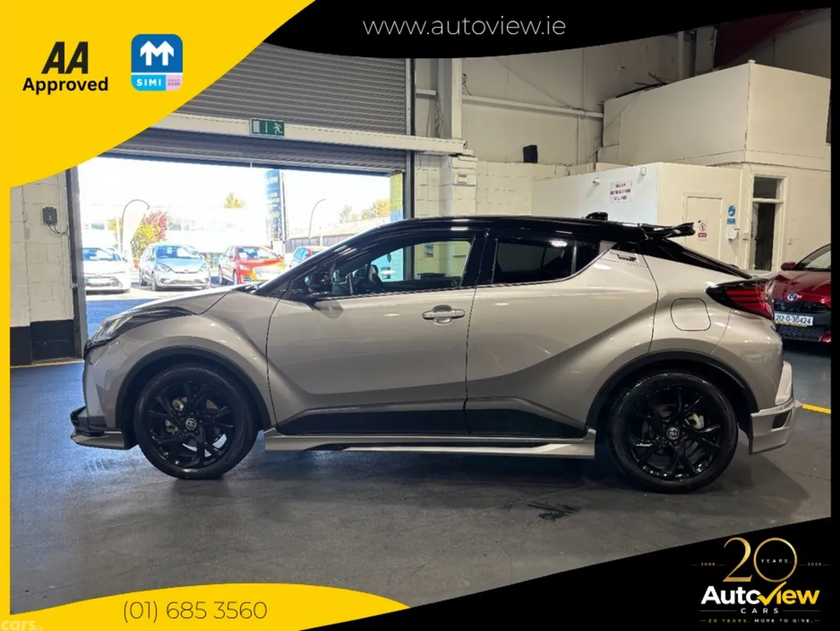 Toyota C-HR MPV, Petrol Hybrid, 2021, Grey