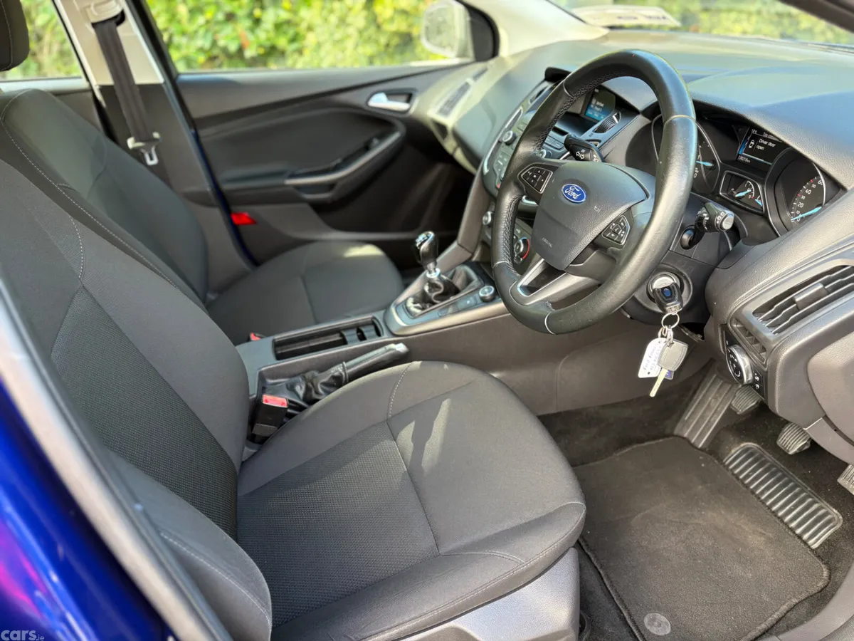 Ford Focus Hatchback, Diesel, 2016, Blue