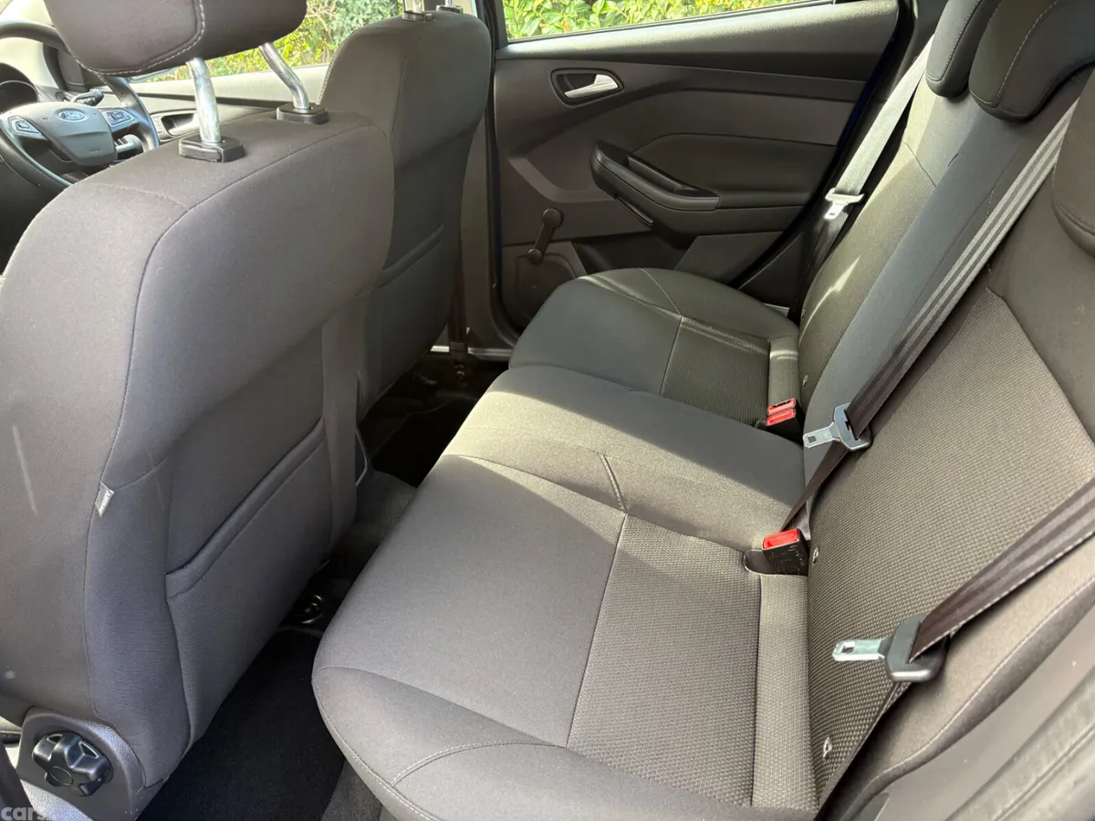 Ford Focus Hatchback, Diesel, 2016, Blue