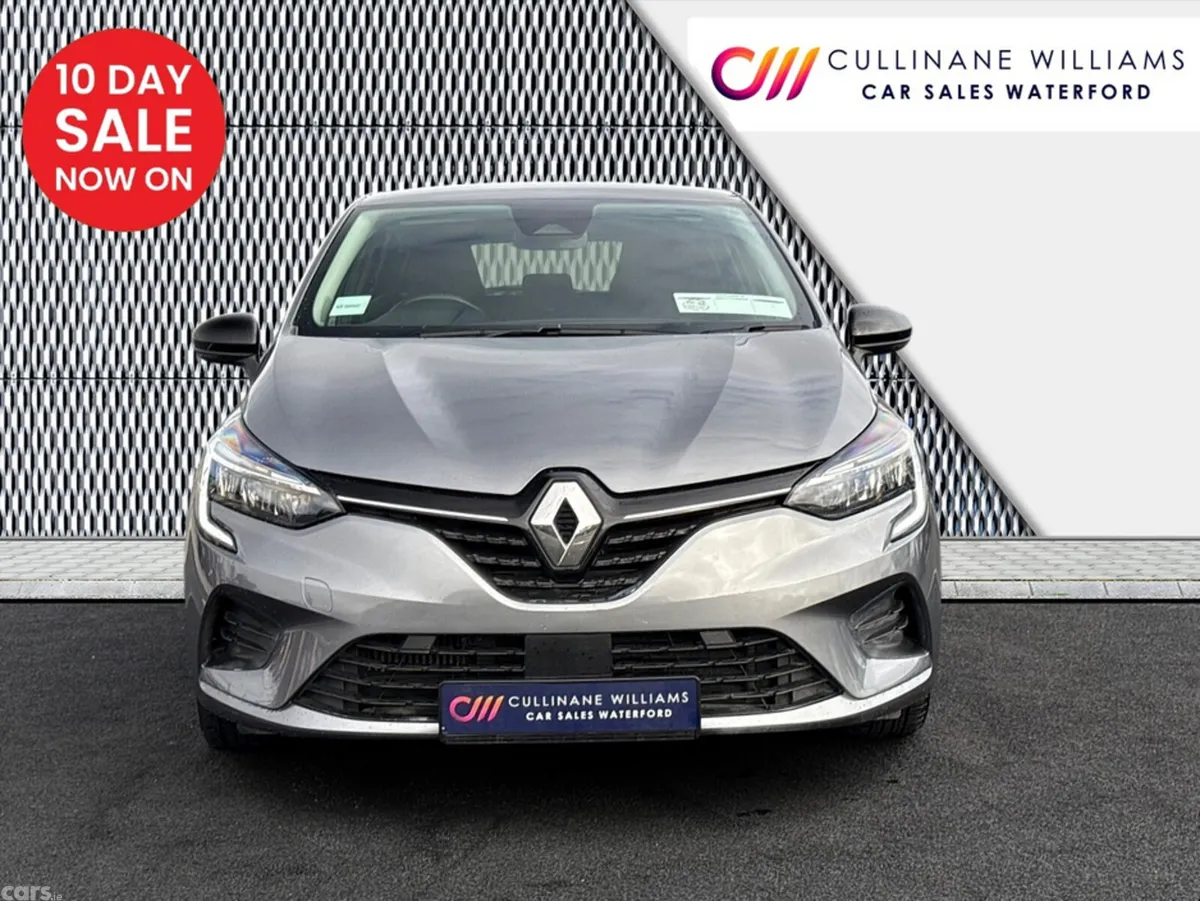 Renault Clio Hatchback, Petrol, 2023, Grey