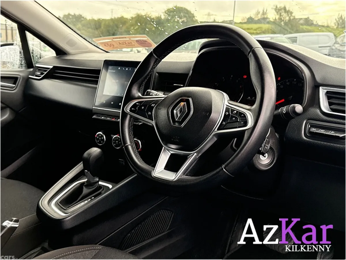 Renault Clio Hatchback, Petrol, 2023, Grey