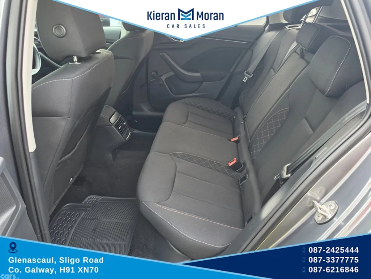 Skoda Kamiq Hatchback, Petrol, 2022, Grey