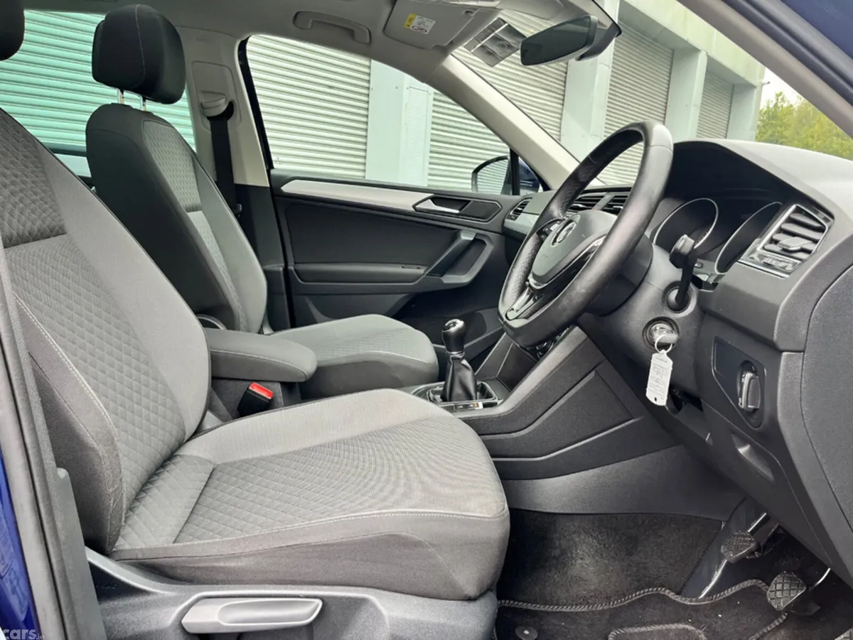 Volkswagen Tiguan SUV, Diesel, 2019, Blue