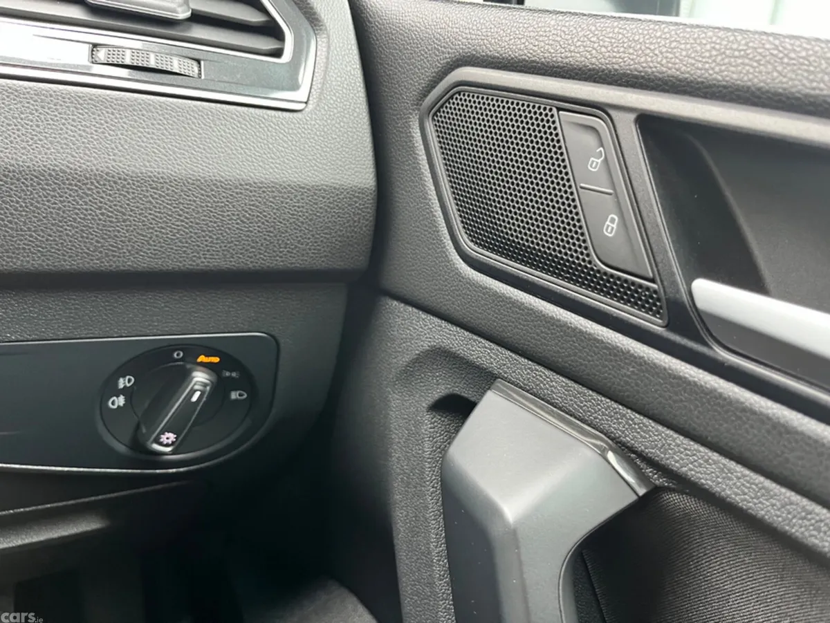 Volkswagen Tiguan SUV, Diesel, 2019, Blue