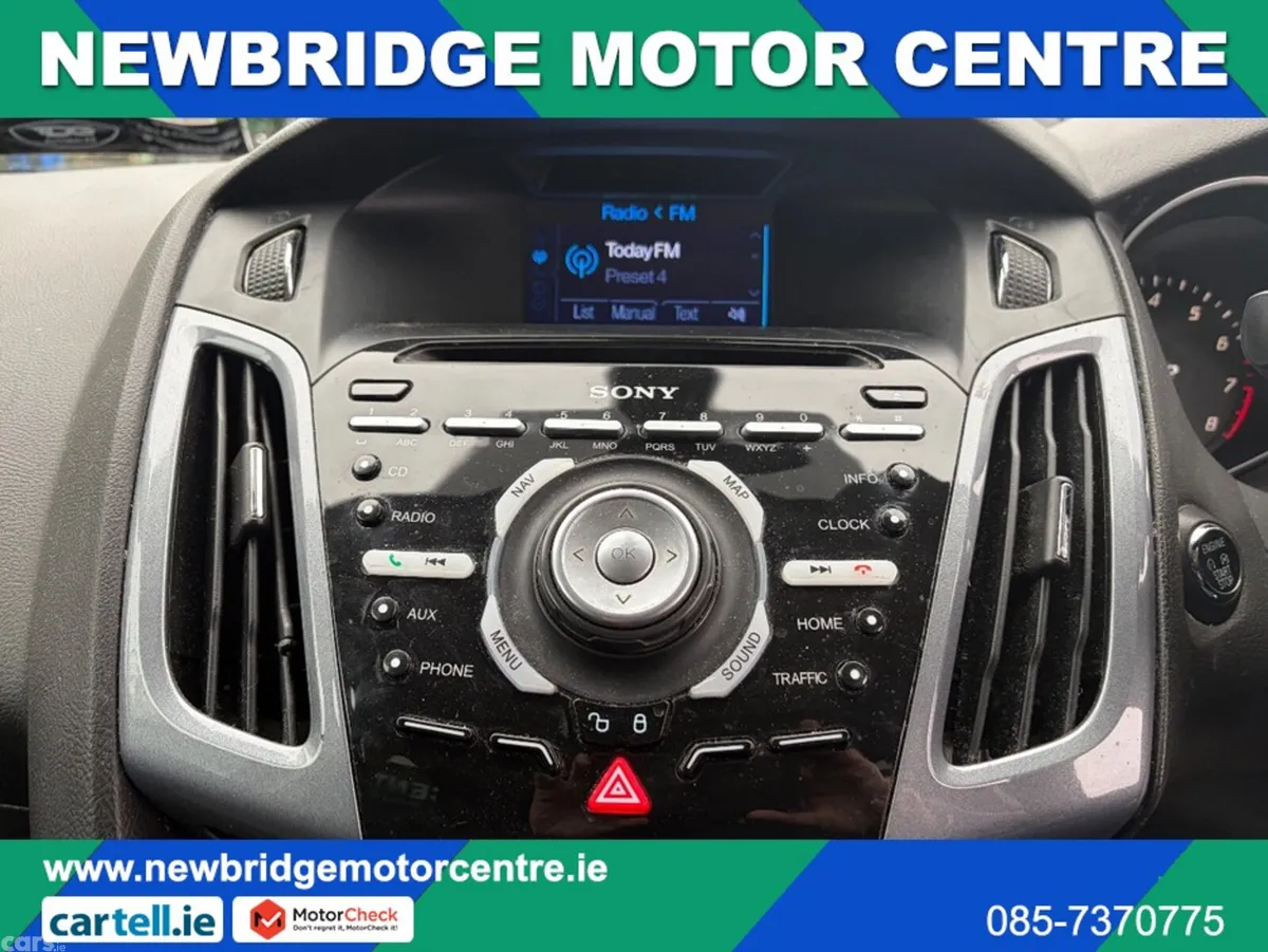 Ford Focus Hatchback, Petrol, 2014, Black