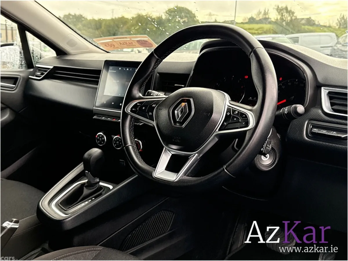 Renault Clio Hatchback, Petrol, 2023, Grey