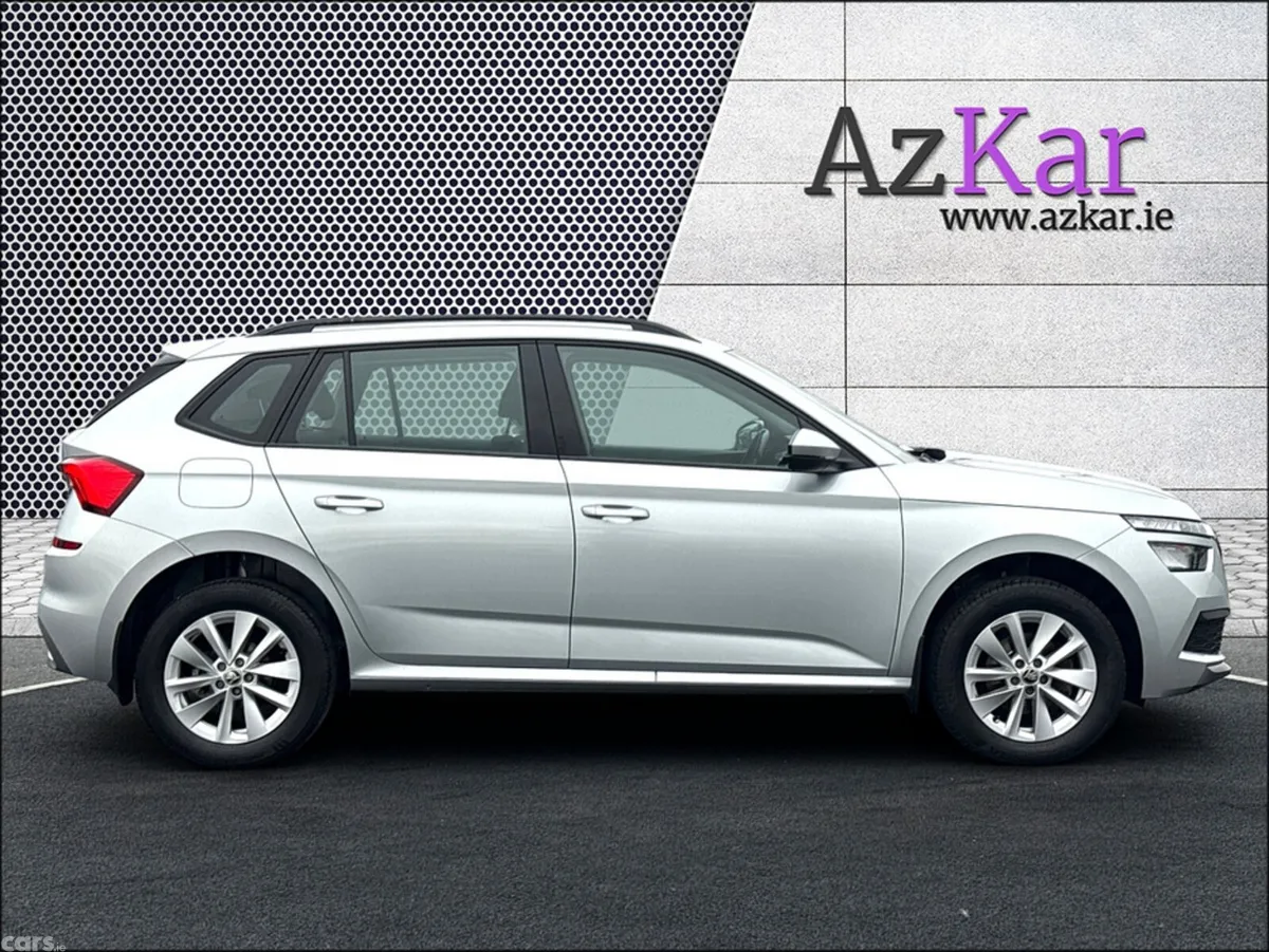 Skoda Kamiq Hatchback, Petrol, 2023, Grey
