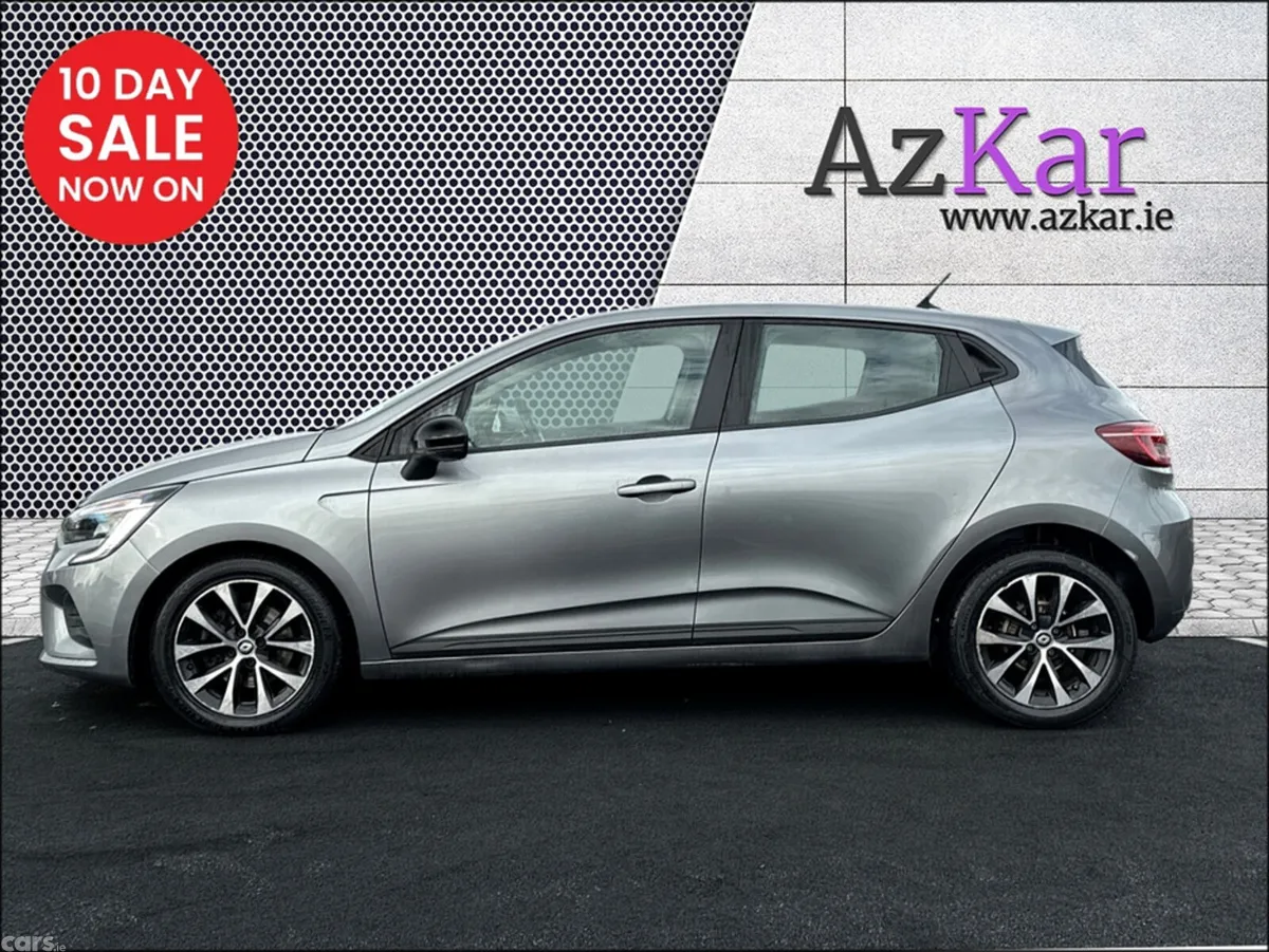 Renault Clio Hatchback, Petrol, 2023, Grey