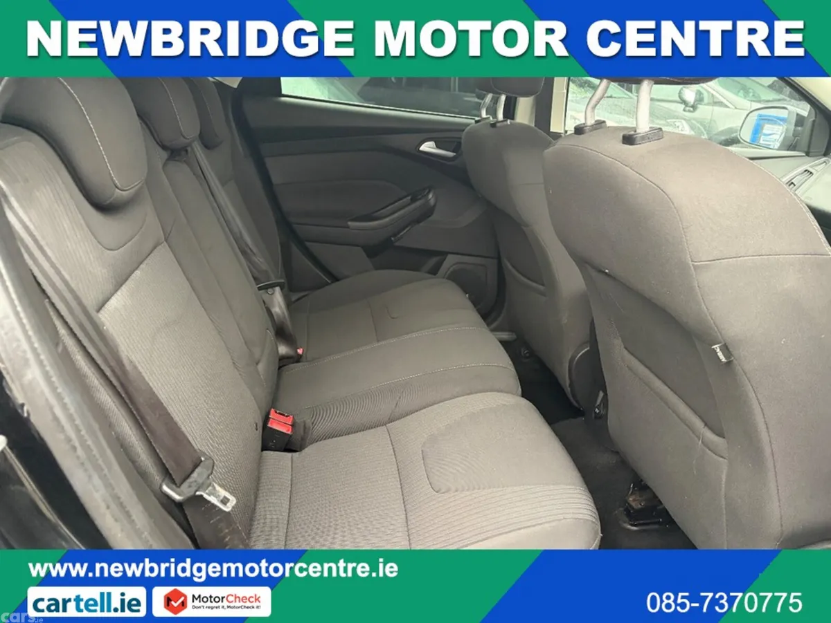 Ford Focus Hatchback, Petrol, 2014, Black