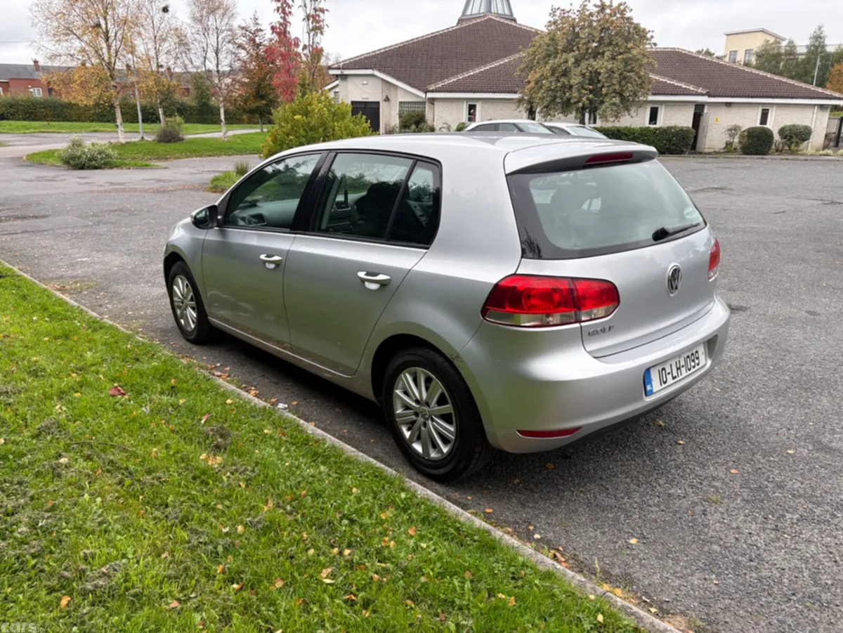 Volkswagen Golf Hatchback, Petrol, 2010, Silver
