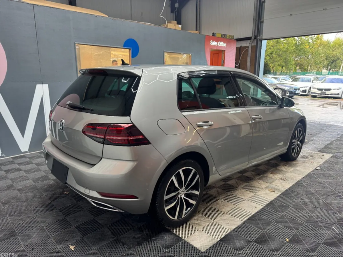 Volkswagen Golf Hatchback, Petrol, 2019, Grey