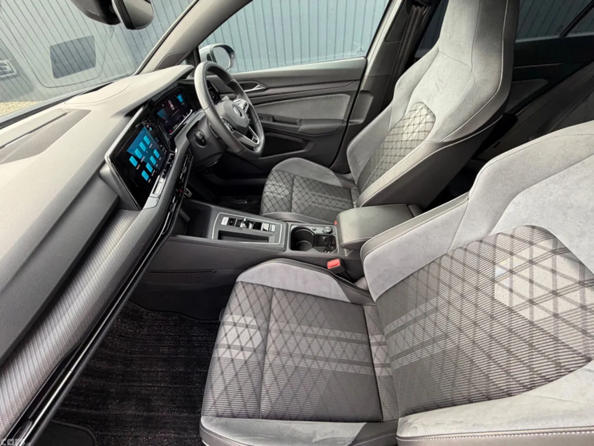 Volkswagen Golf Hatchback, Petrol, 2021, Grey
