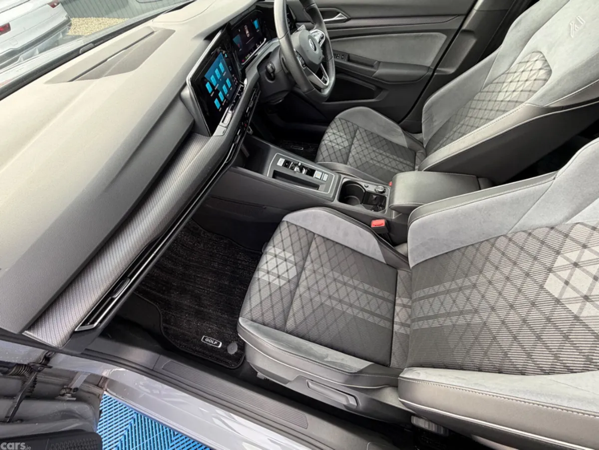 Volkswagen Golf Hatchback, Petrol, 2021, Grey