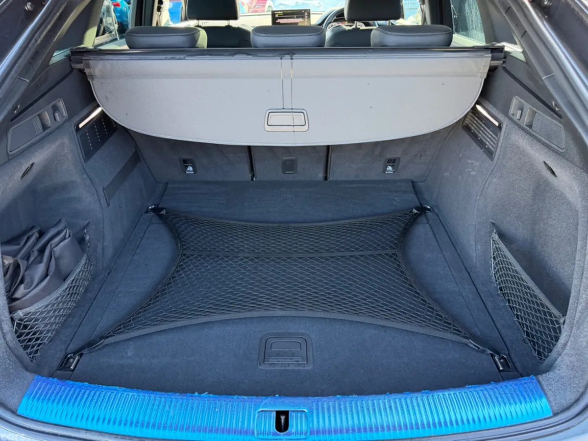 Audi Q5 SUV, Diesel, 2023, Grey