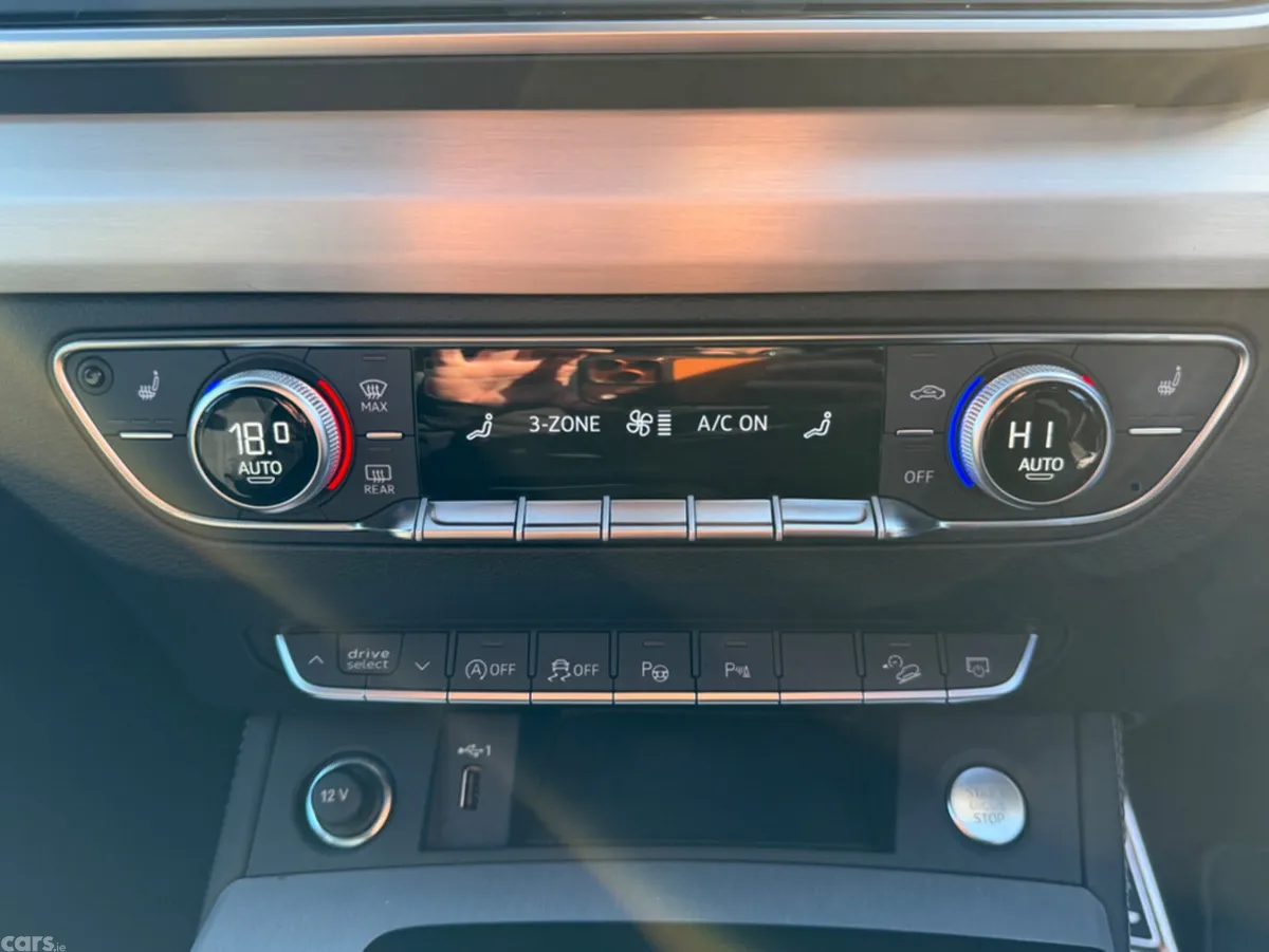 Audi Q5 SUV, Diesel, 2023, Grey