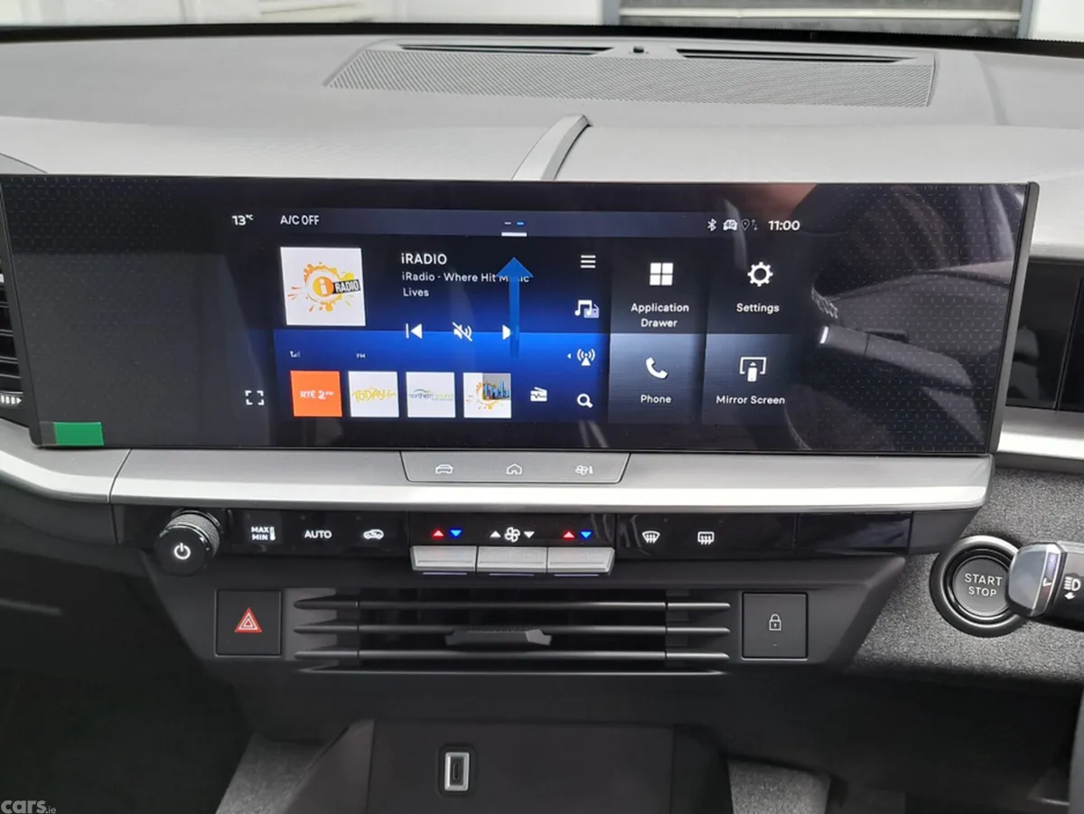Opel Grandland SUV, Petrol Hybrid, 2027, Grey