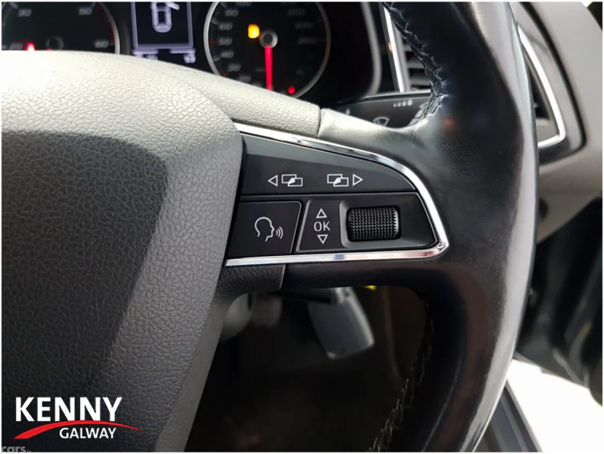 SEAT Leon Hatchback, Diesel, 2017, Grey