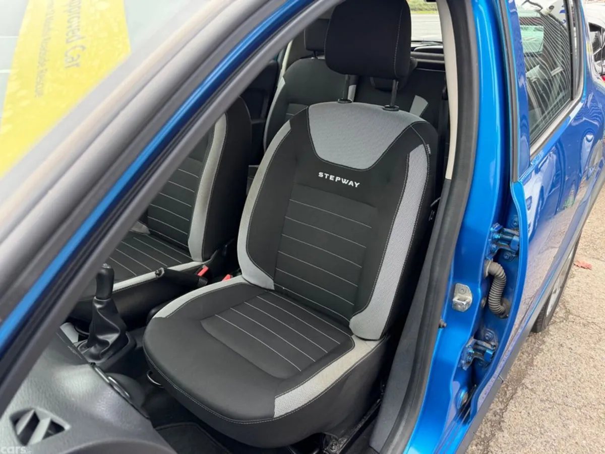 Dacia Sandero Stepway Hatchback, Diesel, 2017, Blue