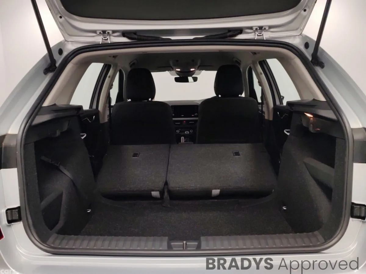 Skoda Kamiq Hatchback, Petrol, 2026, Grey
