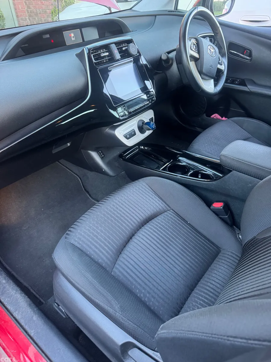Toyota Prius Hatchback, Petrol Hybrid, 2017, Red