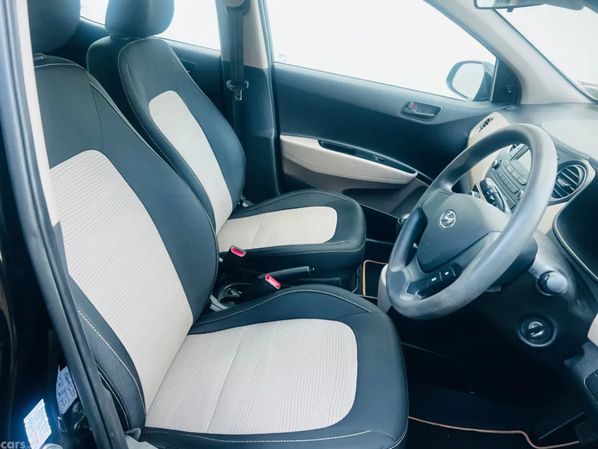 Hyundai i10 Hatchback, Petrol, 2017, Black
