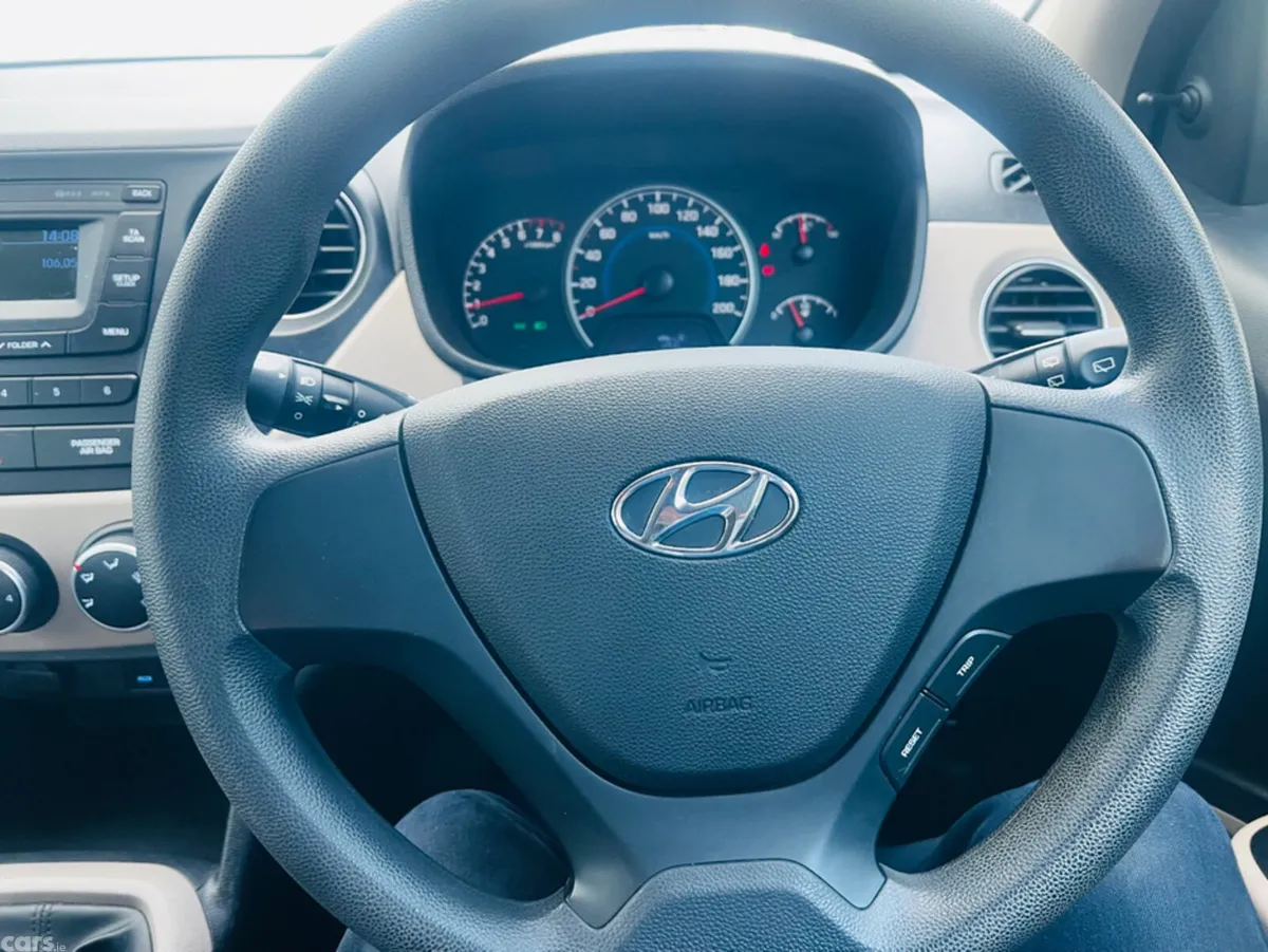 Hyundai i10 Hatchback, Petrol, 2017, Black