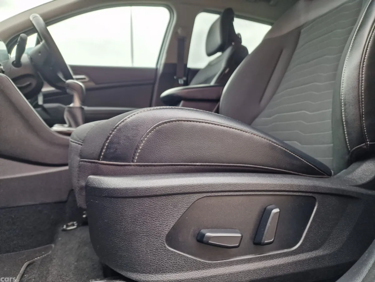 Kia Sportage MPV, Diesel, 2022, Grey