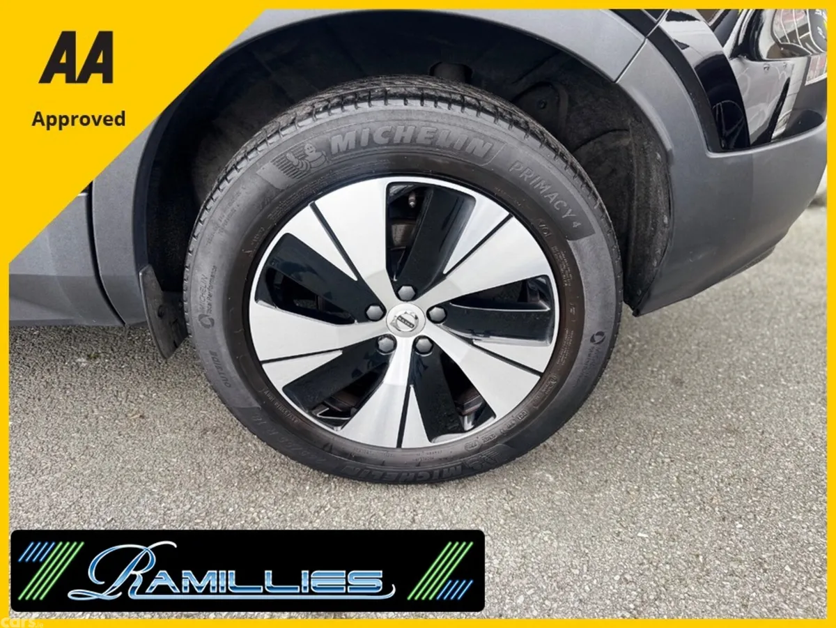 Volvo XC40 Estate, Petrol Plug-in Hybrid, 2023, Black