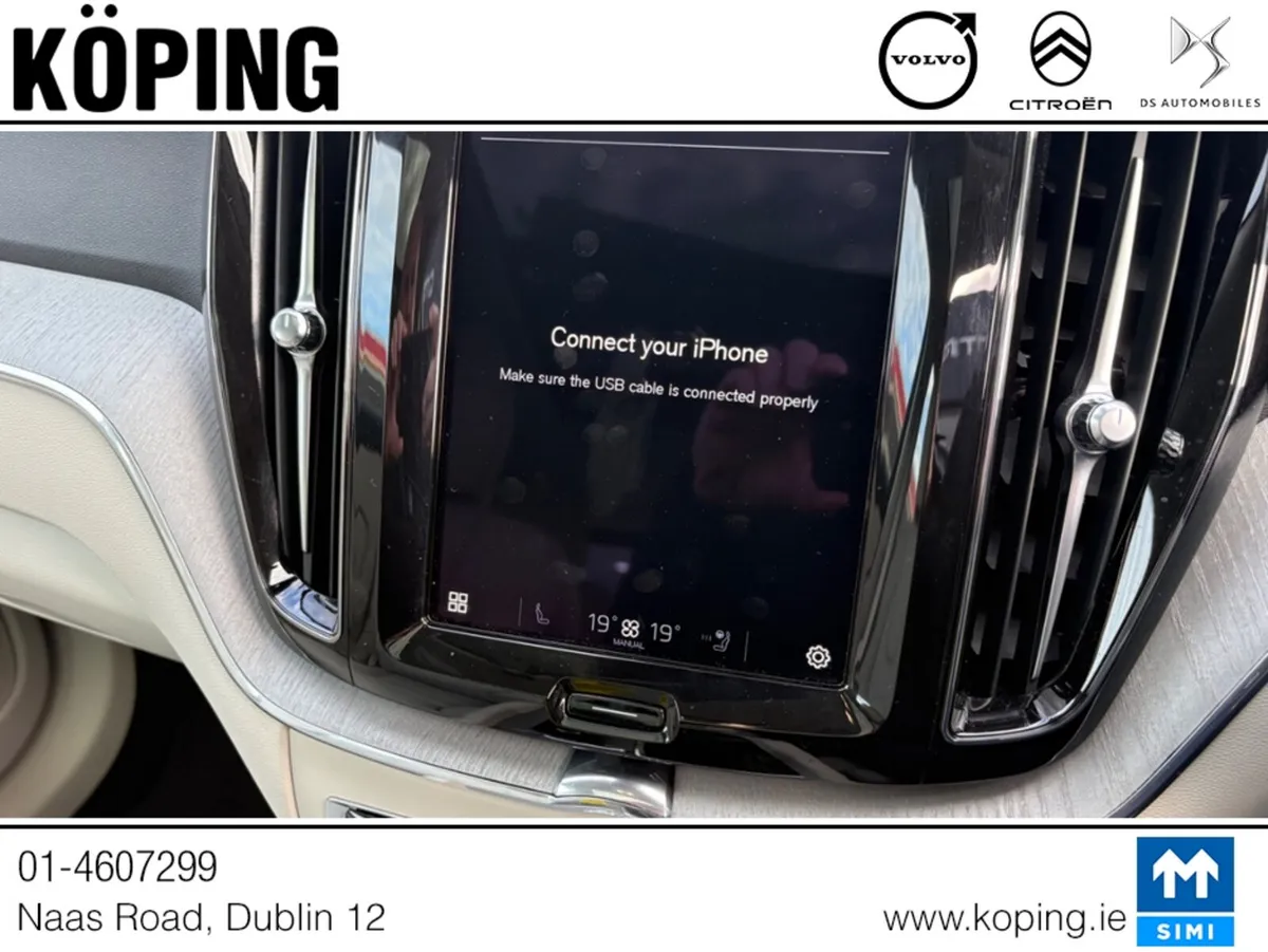 Volvo XC60 SUV, Petrol Plug-in Hybrid, 2025, Grey