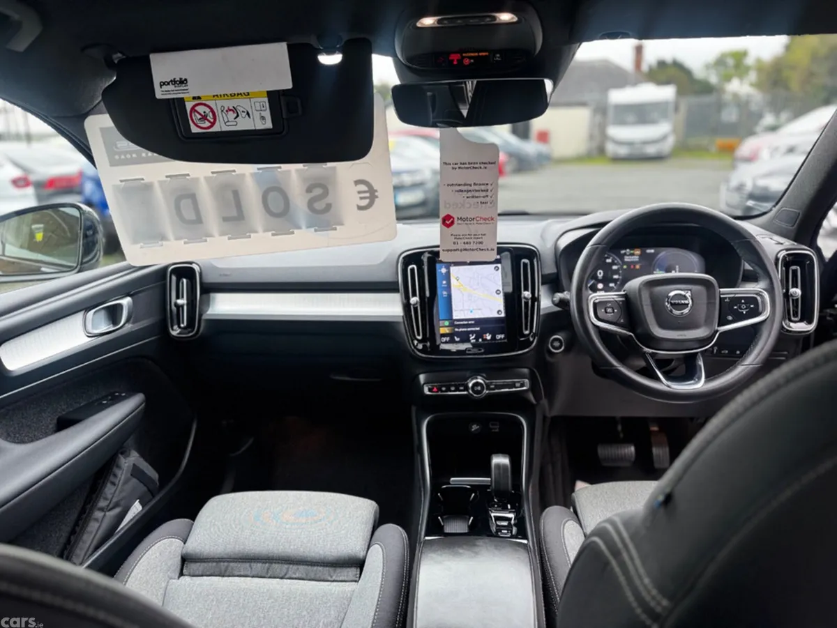 Volvo XC40 Estate, Petrol Plug-in Hybrid, 2023, Black