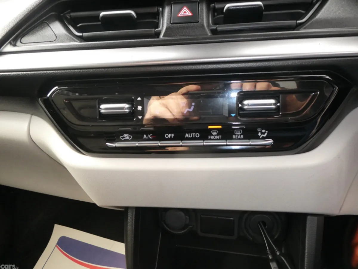 Suzuki Swift Hatchback, Petrol Hybrid, 2024, Blue